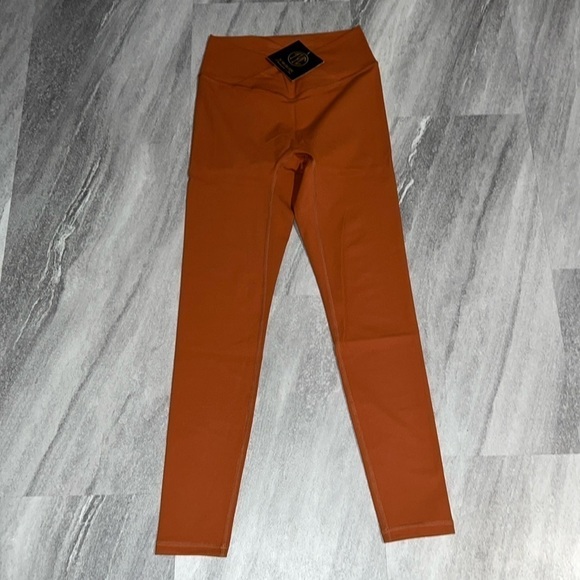 TYC Effortless V Front Vortex Classing Leggings Adobe burnt orange Medium - Picture 2 of 11